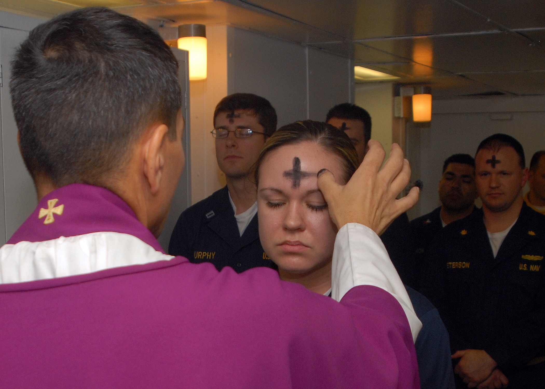 Prayer Fasting And Almsgiving The Three Pillars Of Lent Now That I m Catholic
